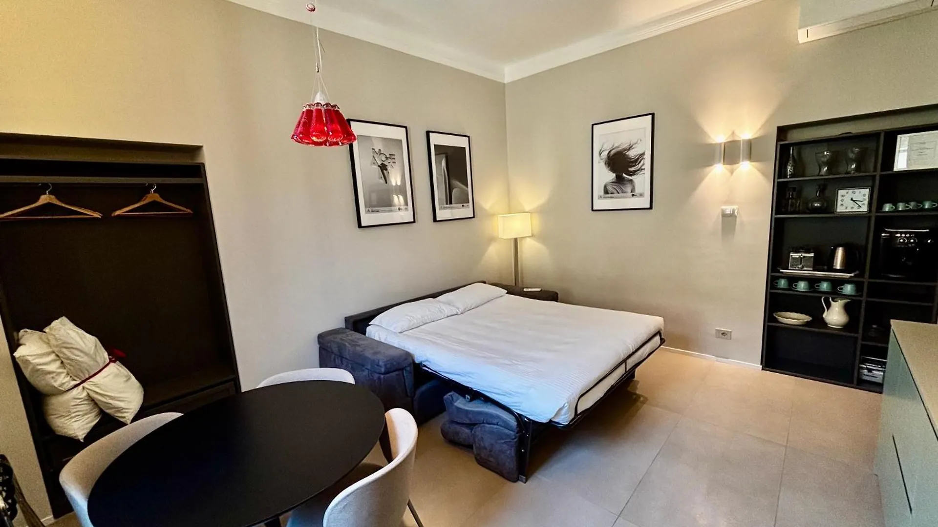 Apartment Solferino 37 ميلان 0*,  إيطاليا
