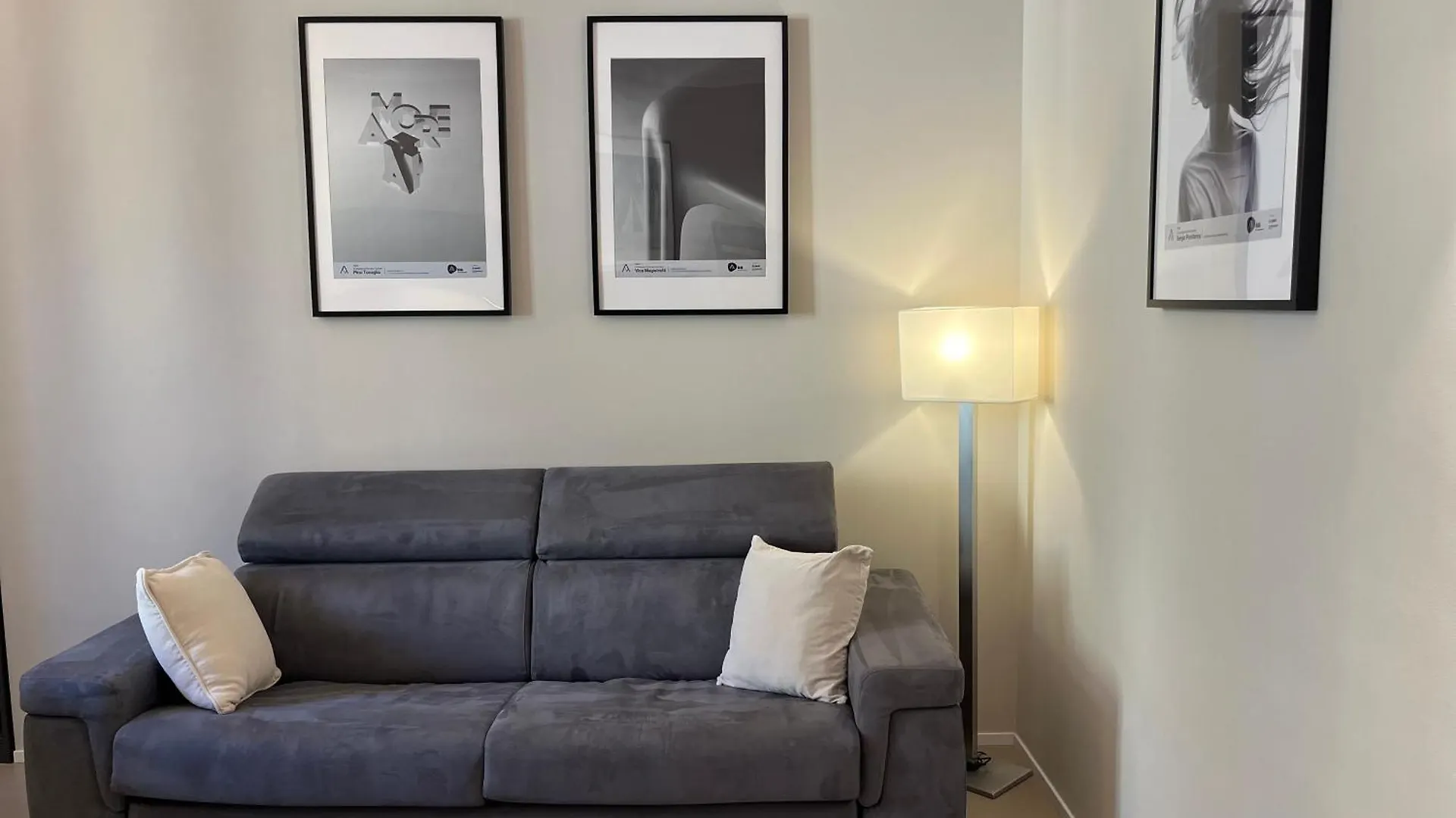Apartment Solferino 37 Mailand