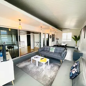 penthouse-spacieux-confortable-march-de-papeete.frenchpolynesia-hotels.com/