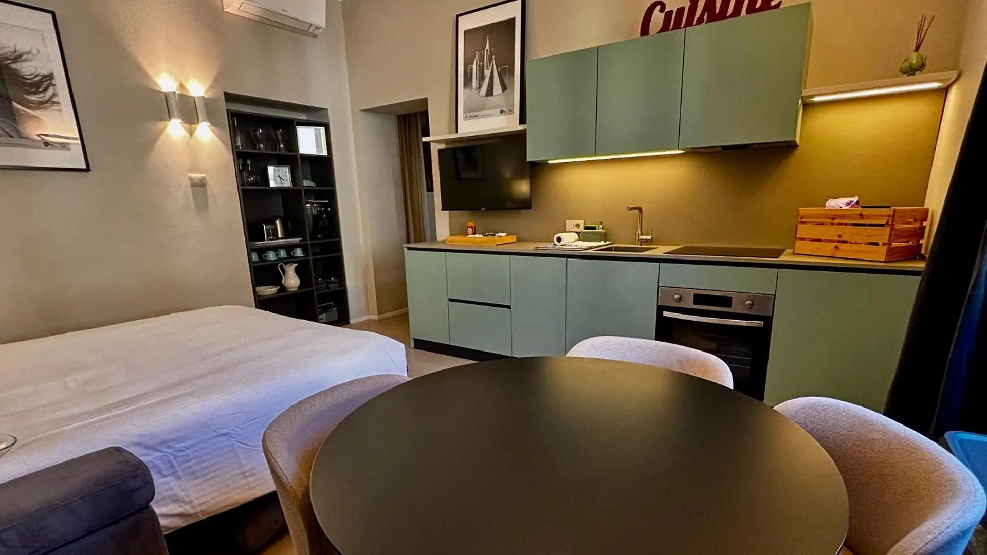 Apartment Solferino 37 Milan