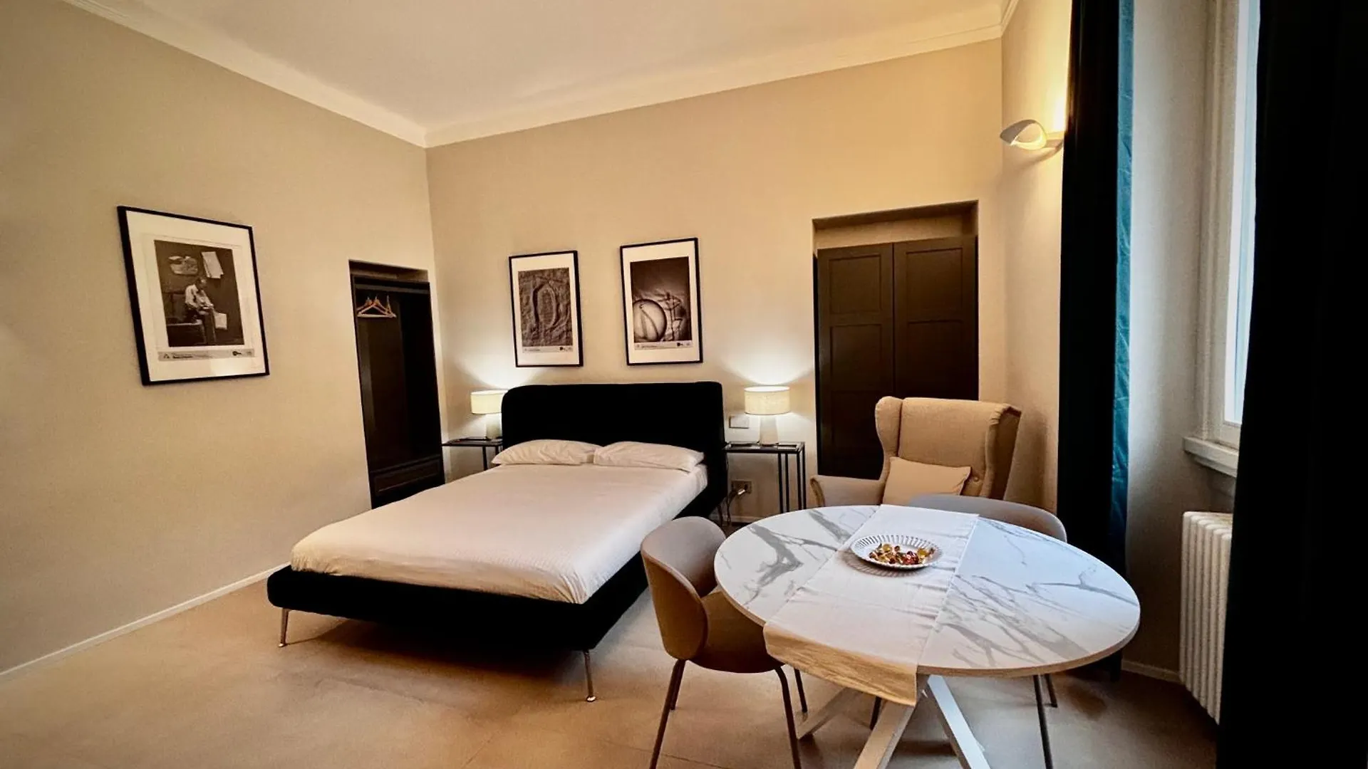 Apartment Solferino 37 Milan 0*,